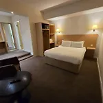 The Luton Hotel