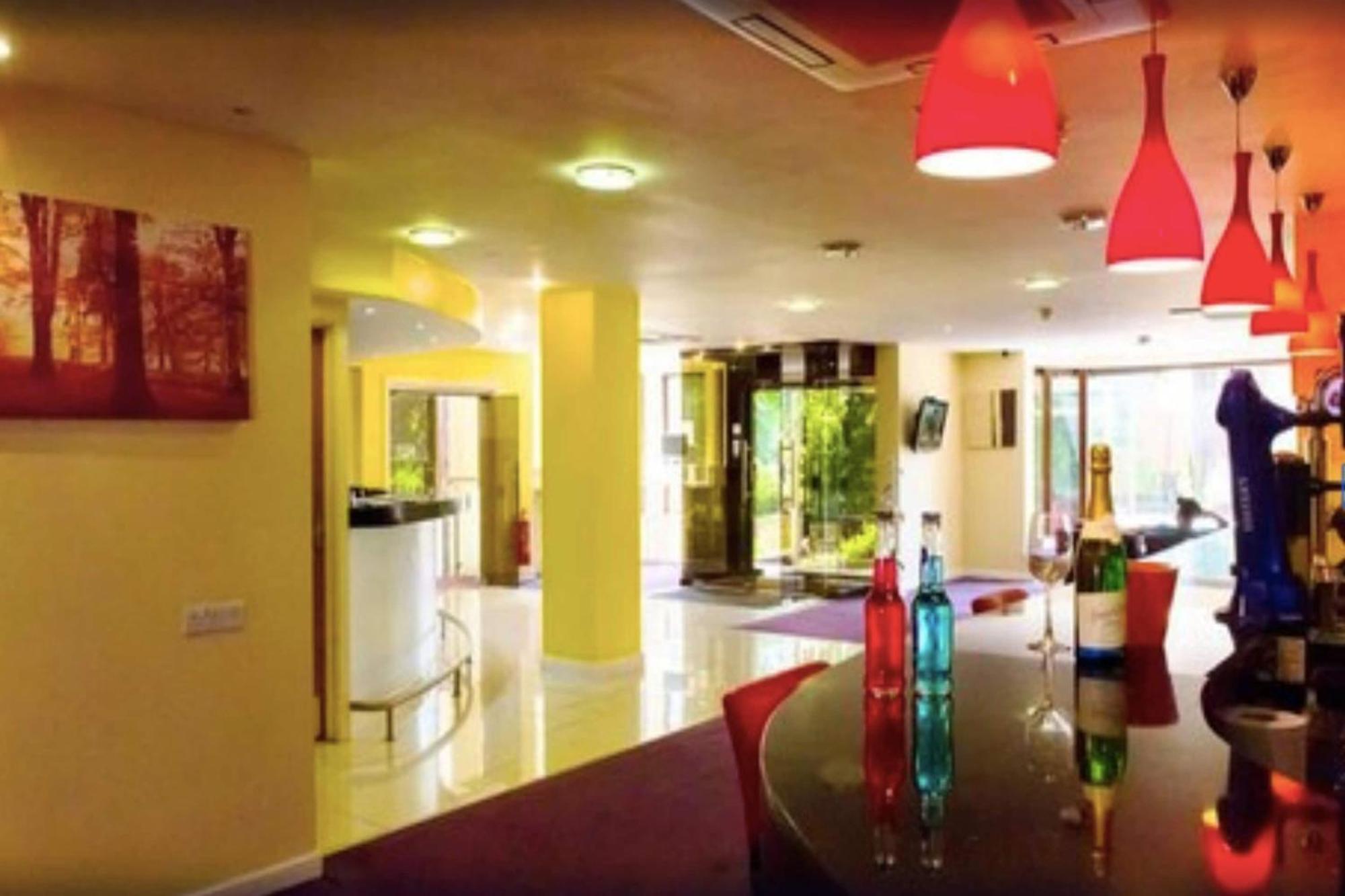 Hotel The Luton 2*