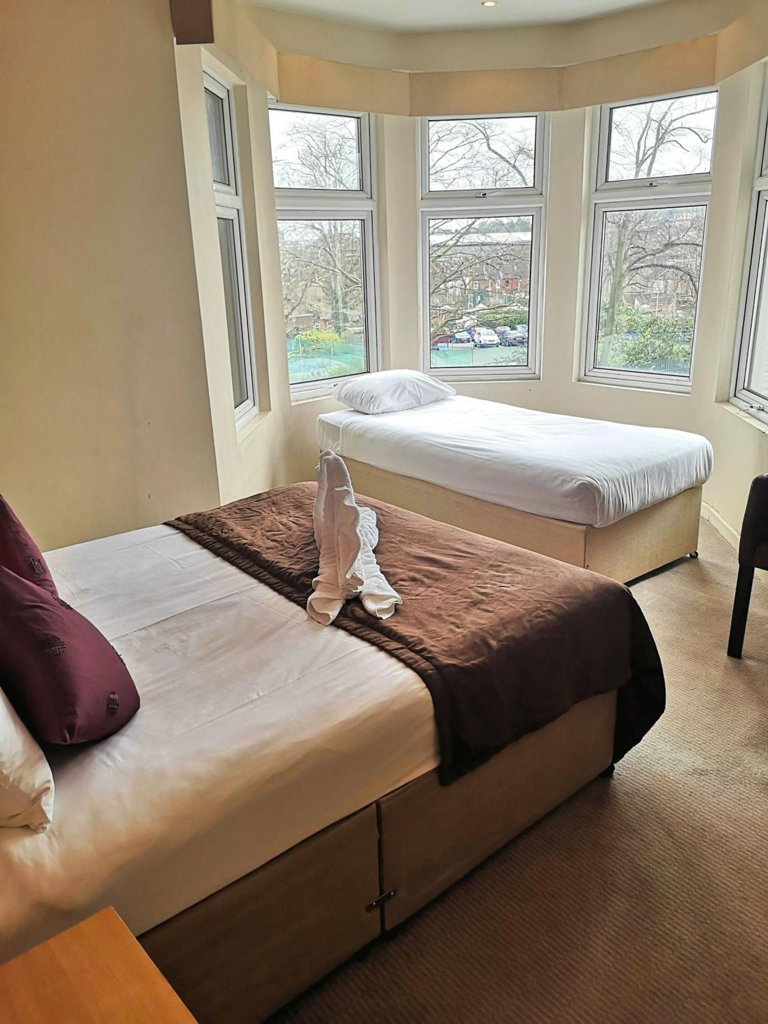The Luton Hotel 2*