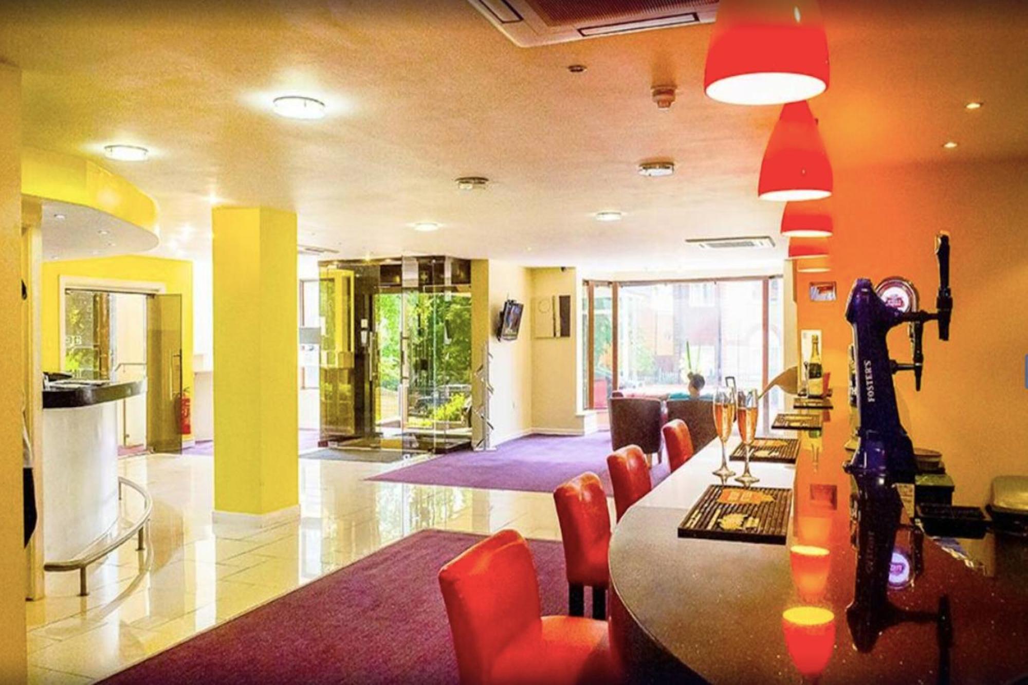 Hotel The Luton 2*